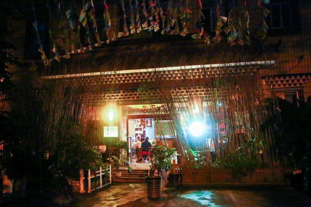 Dengba Hostel Chengdu Branch Luaran gambar
