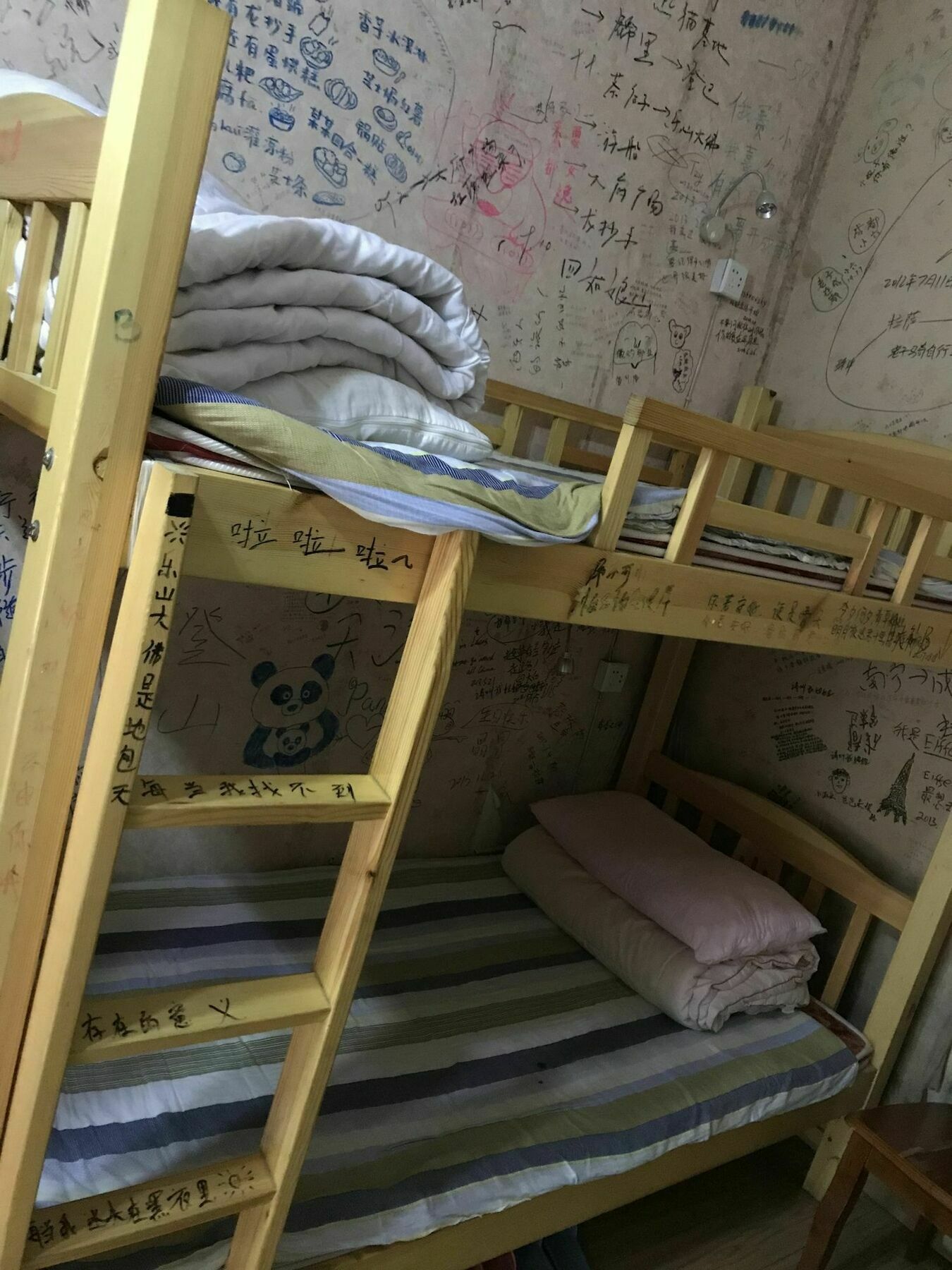 Dengba Hostel Chengdu Branch Luaran gambar